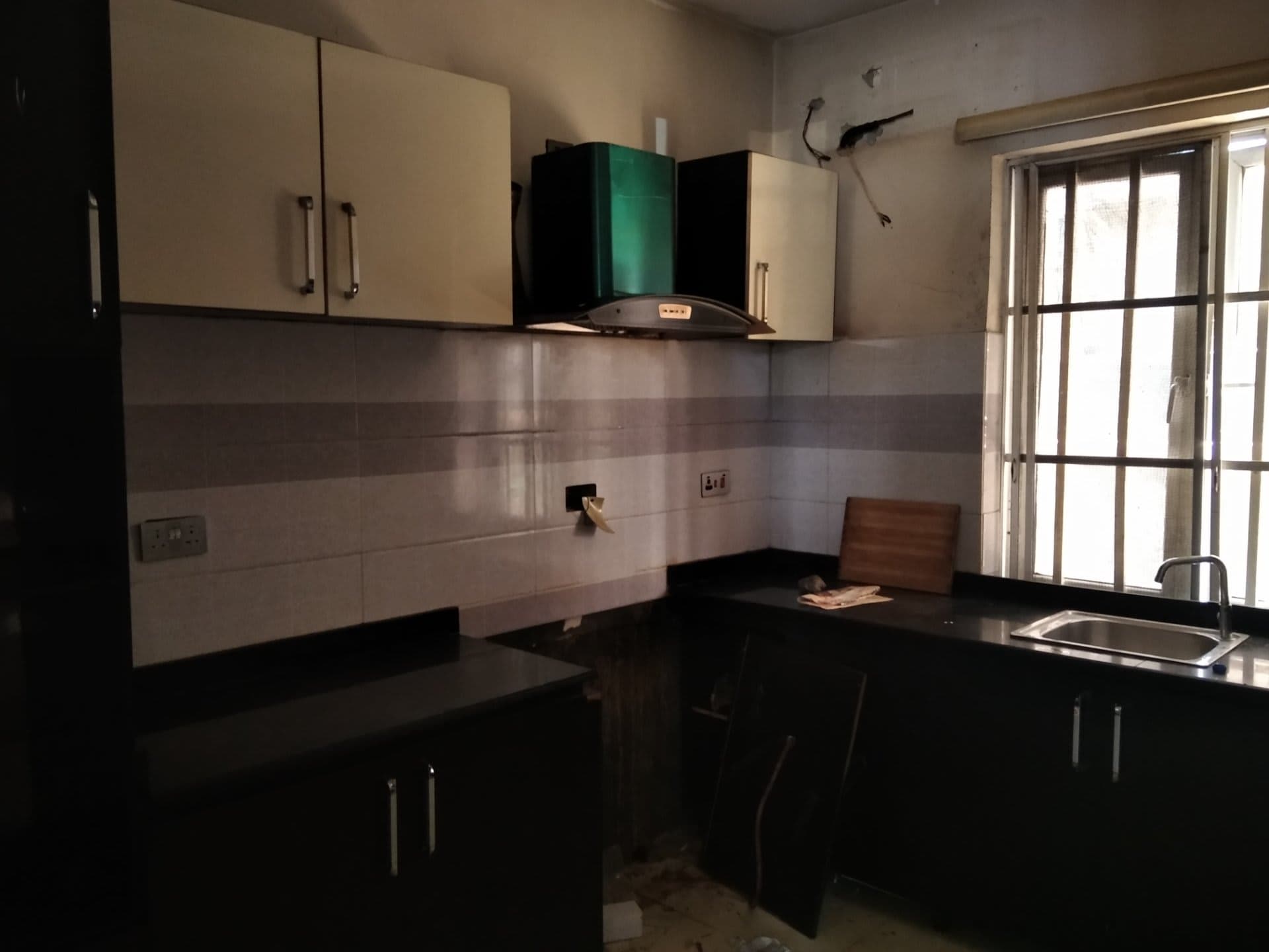 Luxury 5-Bedroom Terraced Duplex with BQ, Pool & Gym 2