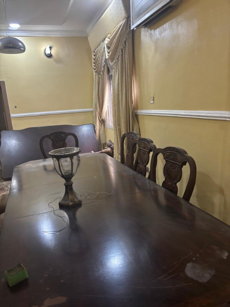 7 bedroom fully detached house, corner piece with pent house 3